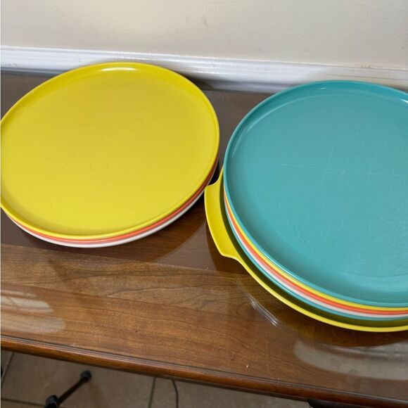 Aztec Melamine plates and platter - Picture 7 of 10